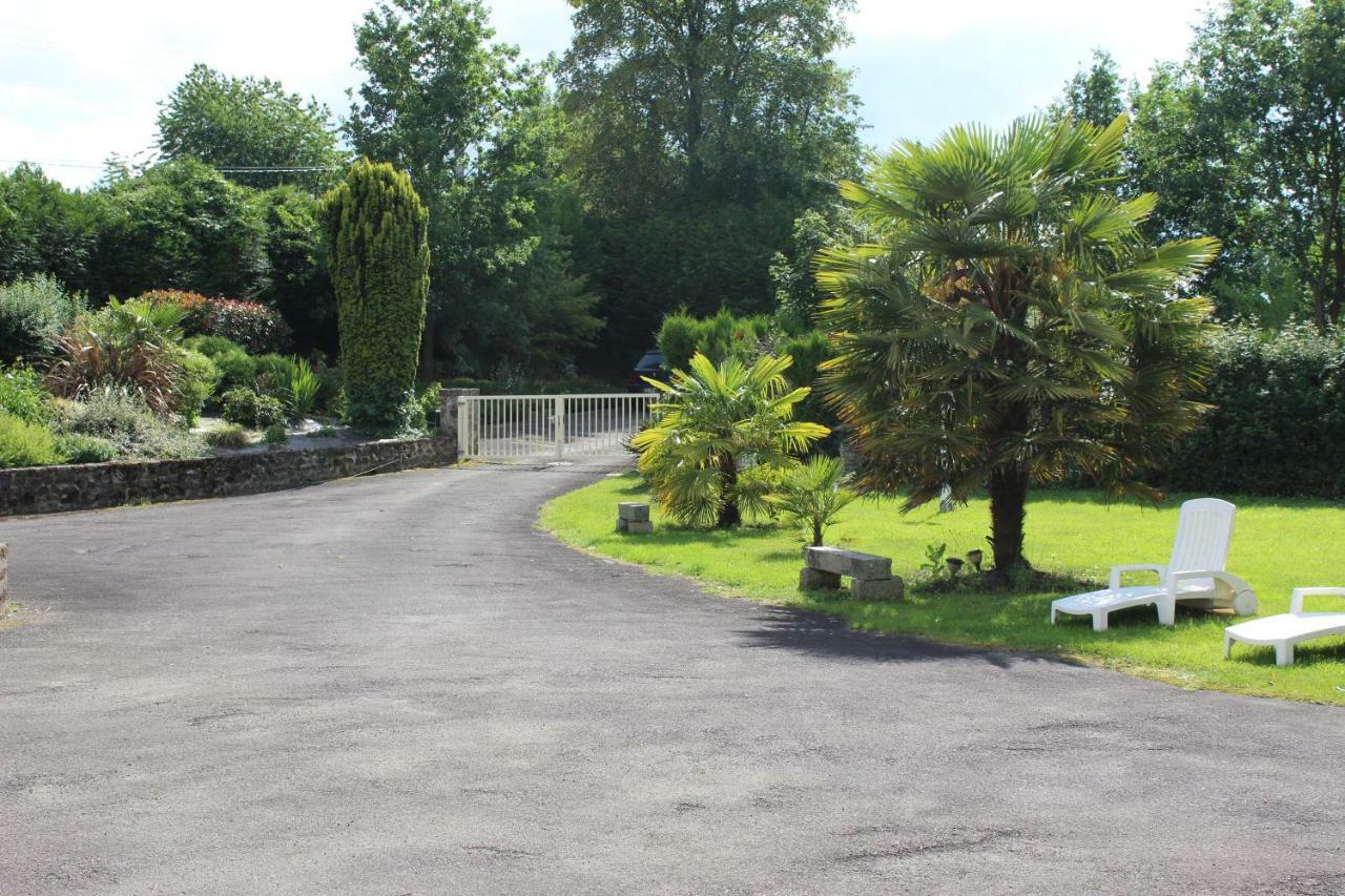 La Grande Malardiere Saint-Georges-Buttavent Exterior photo